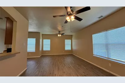 5127 Prosperity Circle, Houston, TX 77018 - Photo 4