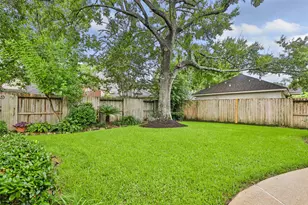 3526 Whispering Brook Dr, Kingwood, TX 77345 - Photo 6