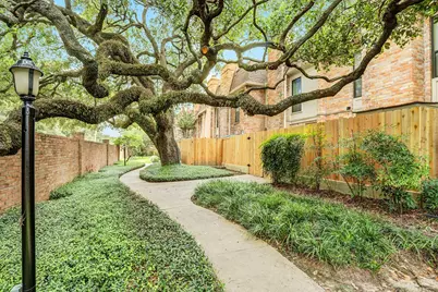 1601 S Shepherd Drive #272, Houston, TX 77019 - Photo 18