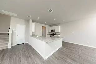 2525 Hawks Eye Dr, Conroe, TX 77340 - Photo 2