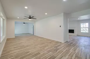 591 River Plantation Dr, Conroe, TX 77302 - Photo 10