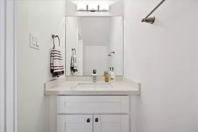 205 E 43rd Street, Houston, TX 77018 - Photo 12