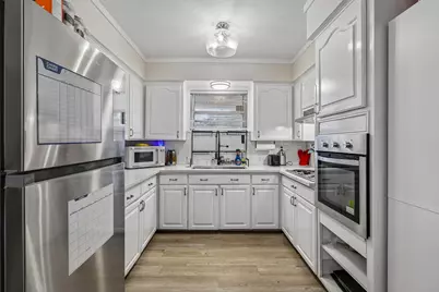 1705 Adams Street, Baytown, TX 77520 - Photo 10