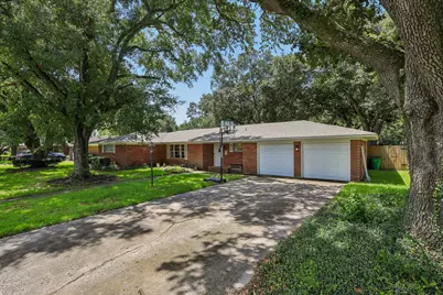 1705 Adams Street, Baytown, TX 77520 - Photo 2