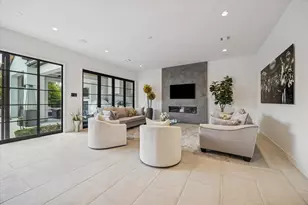 212 E Cowan Dr, Houston, TX 77007 - Photo 12