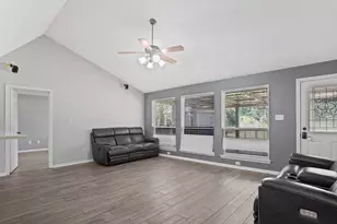 1003 Cherry Creek Rd, Dayton, TX 77535 - Photo 38