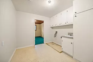 105 Memorial Ln, Columbus, TX 78934 - Photo 14