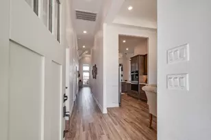 119 Bunker Hl Ct, Anahuac, TX 77514 - Photo 6