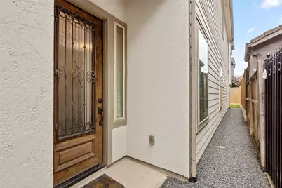 818 Olive Street #B, Houston, TX 77007 - Photo 2