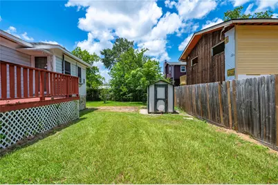 1912 E Winn Street, Kemah, TX 77565 - Photo 32