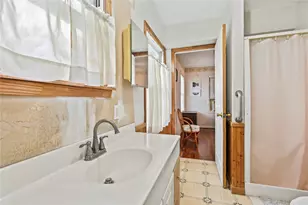 1912 E Winn St, Kemah, TX 77565 - Photo 20