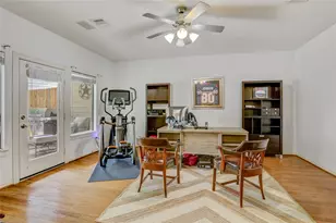 1815 Stacy Falls, Houston, TX 77008 - Photo 26