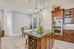 1815 Stacy Falls, Houston, TX 77008 - Photo 14