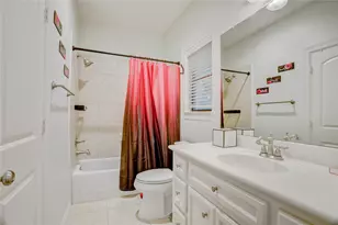 1815 Stacy Falls, Houston, TX 77008 - Photo 22