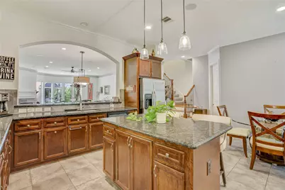 1815 Stacy Falls, Houston, TX 77008 - Photo 14