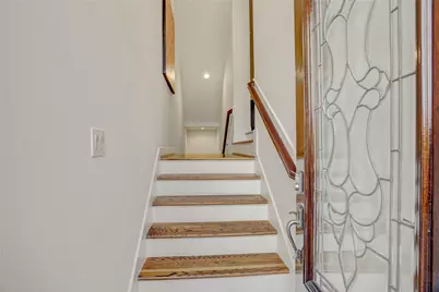 1815 Stacy Falls, Houston, TX 77008 - Photo 6