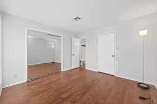 71 Regency Pt, Conroe, TX 77356 - Photo 22