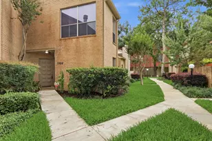 1998 Augusta Dr, Houston, TX 77057 - Photo 1