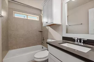 35 N Wheatleigh Dr, Tomball, TX 77375 - Photo 42