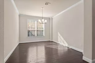 35 N Wheatleigh Dr, Tomball, TX 77375 - Photo 10