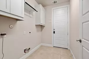 35 N Wheatleigh Dr, Tomball, TX 77375 - Photo 30