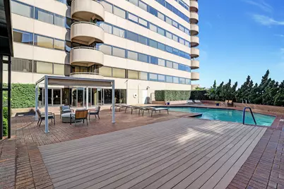 5000 Montrose Boulevard #18A, Houston, TX 77006 - Photo 12