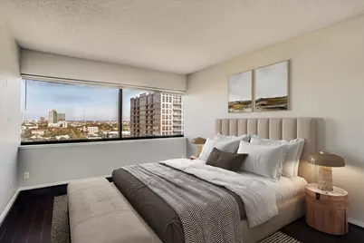 5000 Montrose Boulevard #18A, Houston, TX 77006 - Photo 2