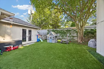 6151 Briar Rose Drive, Houston, TX 77057 - Photo 12