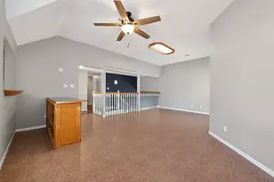 915 Highland Woods Dr, Highlands, TX 77562 - Photo 34