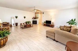 3704 Cork Dr, Houston, TX 77047 - Photo 2