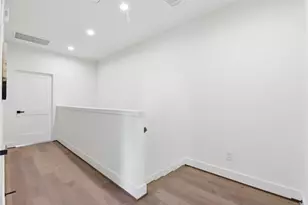 7702 Earl Rudder Wy, Houston, TX 77055 - Photo 30
