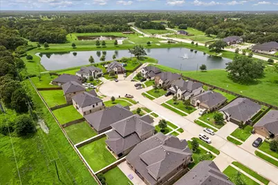 1520 Harvest Vine Court, Friendswood, TX 77546 - Photo 6