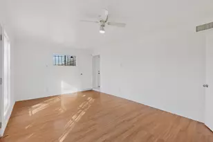 11936 Hoblitzelle Dr, Dallas, TX 75243 - Photo 16