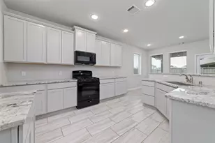 18511 Grand Spanish Oak Ct, Houston, TX 77084 - Photo 8