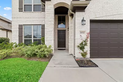 18511 Grand Spanish Oak Court, Houston, TX 77084 - Photo 2