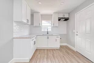 6715 Victoria St, Houston, TX 77020 - Photo 32