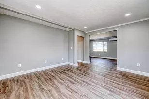 6715 Victoria St, Houston, TX 77020 - Photo 8