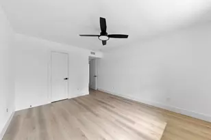 1514 Wirt Rd, Houston, TX 77055 - Photo 18