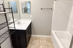 7016 Semmes St, Houston, TX 77093 - Photo 10