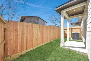 9826 Nedwald St, Houston, TX 77029 - Photo 50