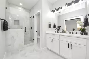 9826 Nedwald St, Houston, TX 77029 - Photo 46