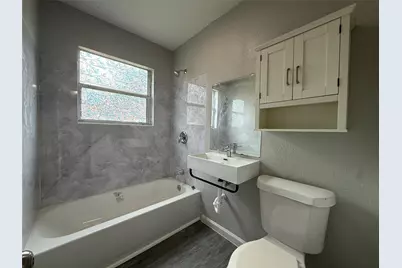 6811 Mike Street, Hitchcock, TX 77563 - Photo 12