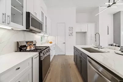 2122 Oatfield Drive, Houston, TX 77018 - Photo 14