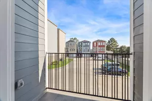 2122 Oatfield Dr, Houston, TX 77018 - Photo 16