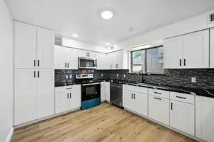 1046 Lake View Dr, Montgomery, TX 77356 - Photo 30