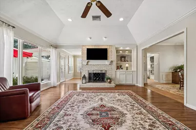 3007 W Steepbank Circle, Sugar Land, TX 77479 - Photo 14