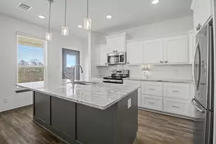 2406 Lightfoot Ln, Bryan, TX 77803 - Photo 14