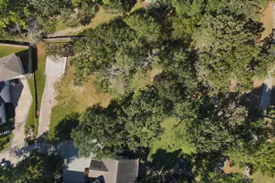 10816 Colony Wood Pl, Spring, TX 77380 - Photo 10