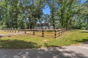 33102 Rolling Wood Dr, Pinehurst, TX 77362 - Photo 2