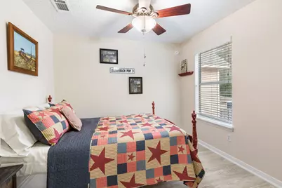614 Foster Street, Tomball, TX 77375 - Photo 14